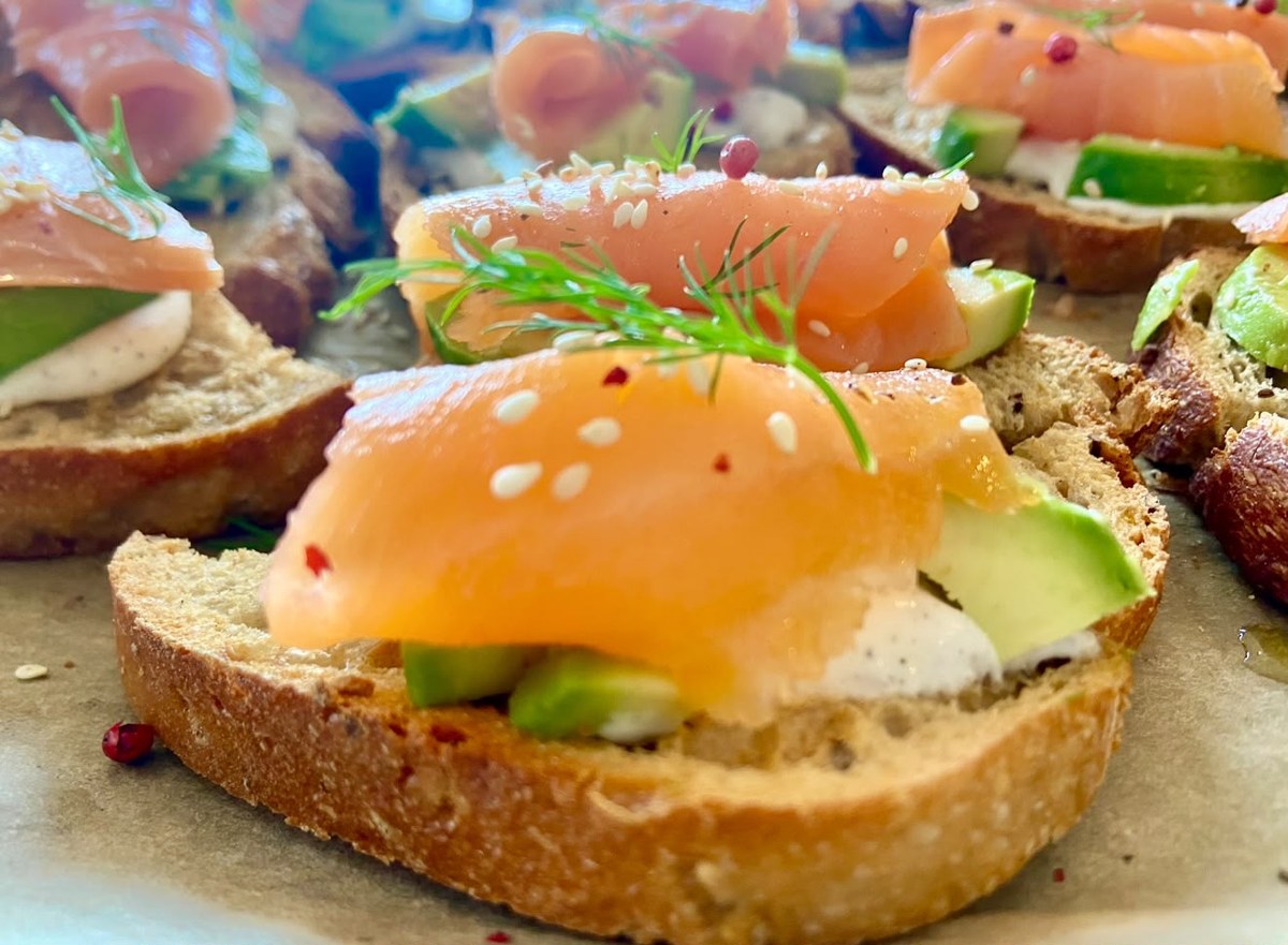 Toast saumon fumé et avocat