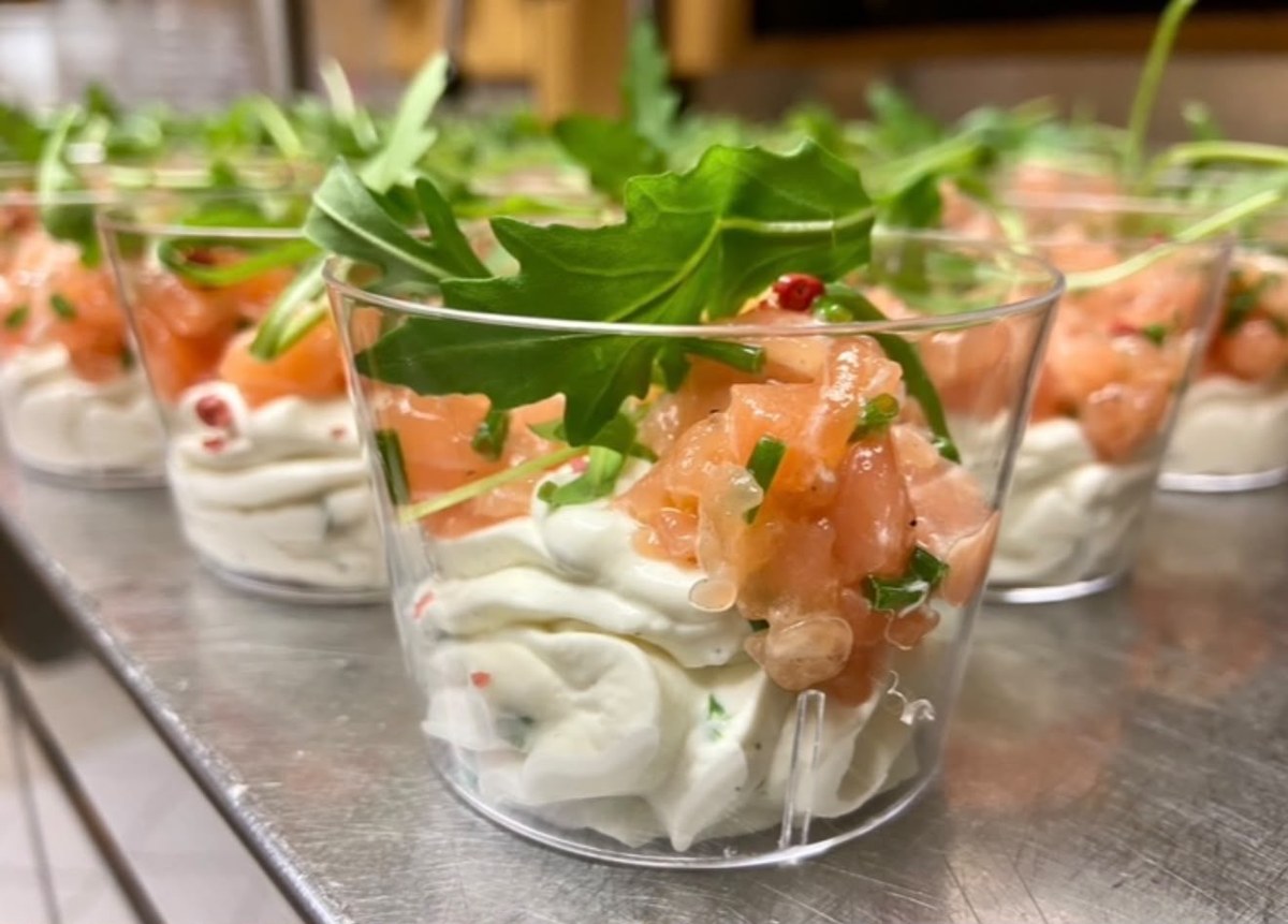 Verrine tartare de saumon et crème