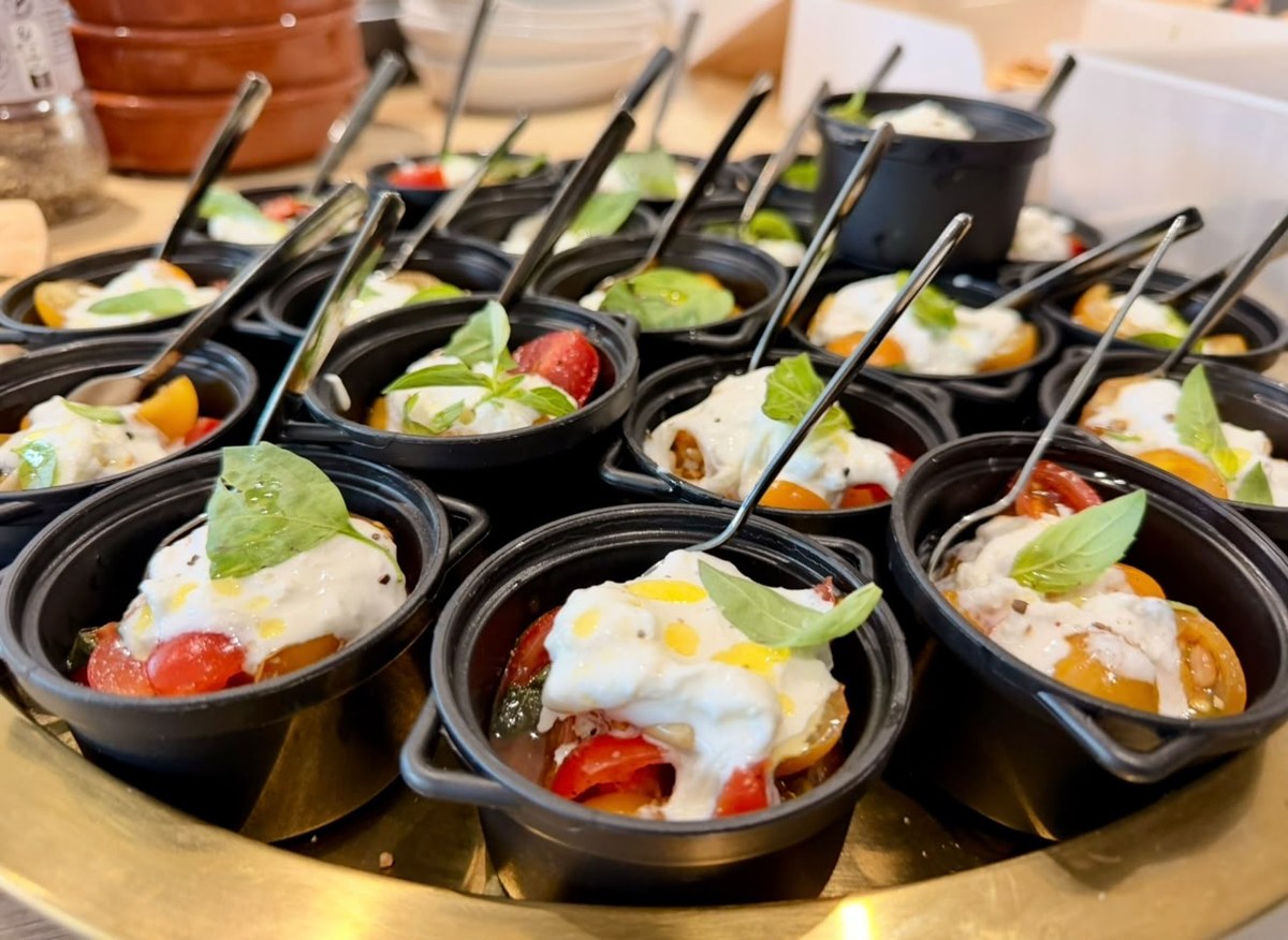 Verrines tomates cerises et burrata